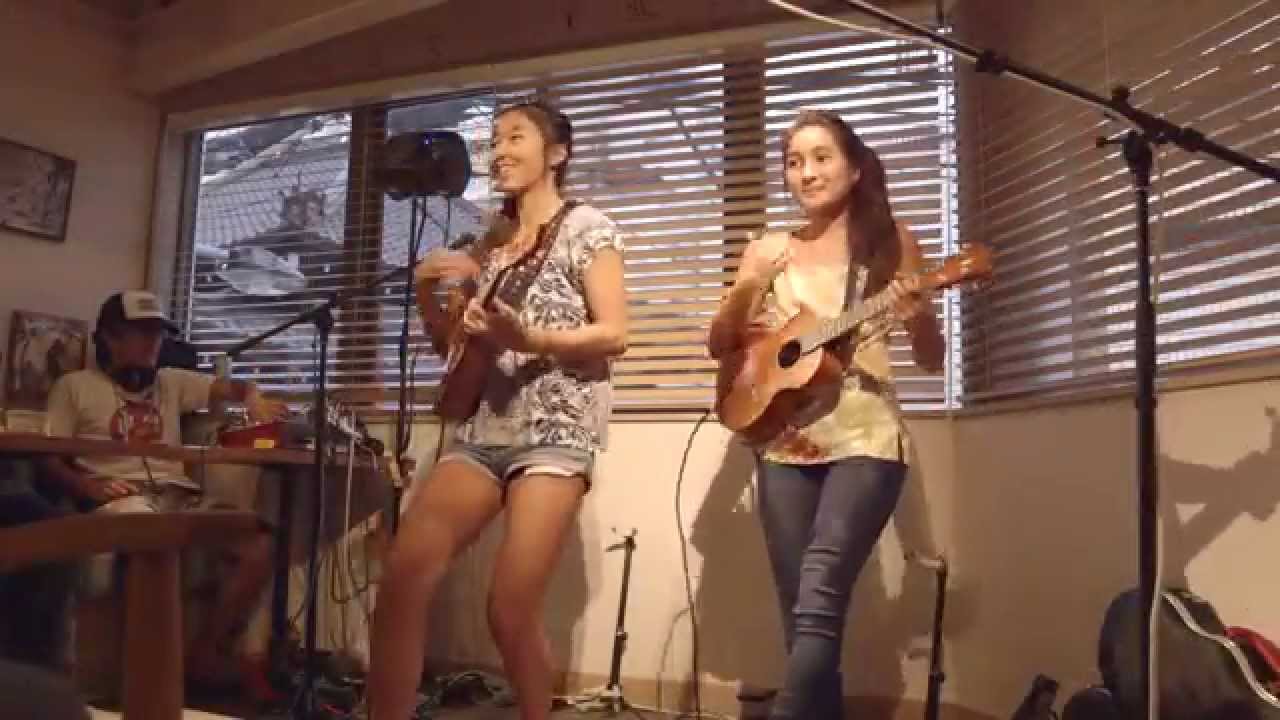 Honoka & Azita ウクレレライブ ＠Maui Mikes