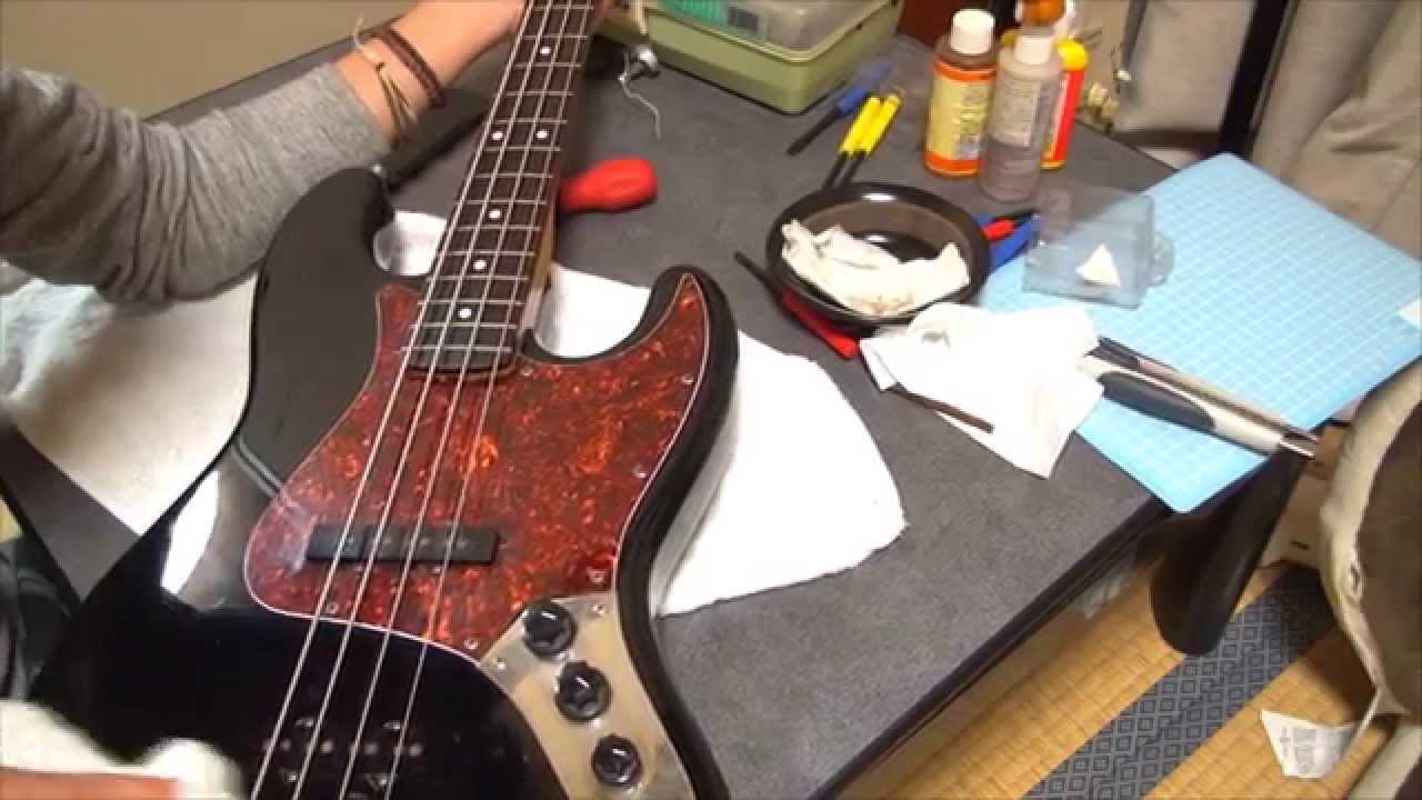 ネック調整と仕上げの取り付け